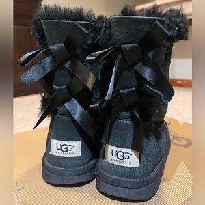UGG Bailey Bow Boots Size5